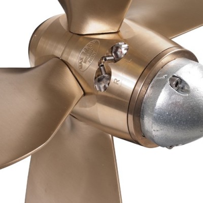 Hélice Whisper 5 pales - Vis de réglage de pas