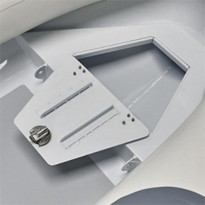 Annexe Plastimo Coque Aluminium 2026 - Modèle Hypalon coffre avant ouvert