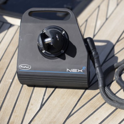 Profurl enrouleur électrique NEX e 8.0 - Sur le pont (Poignée de transport)