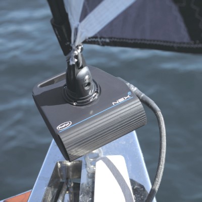 Profurl enrouleur électrique NEX e 8.0 - En mer vue de l'arrière